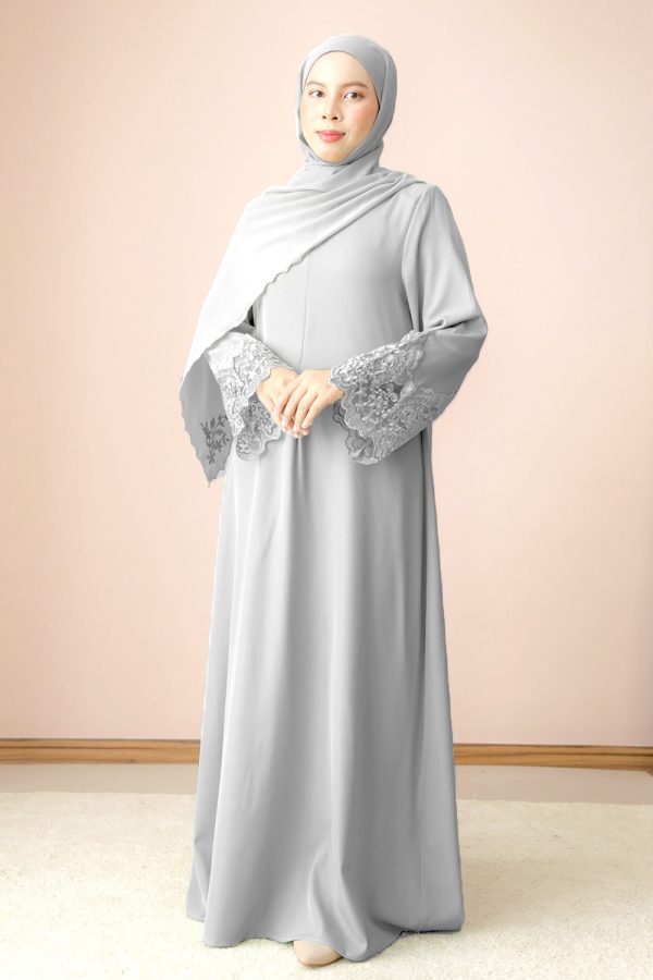 safeena grey 1