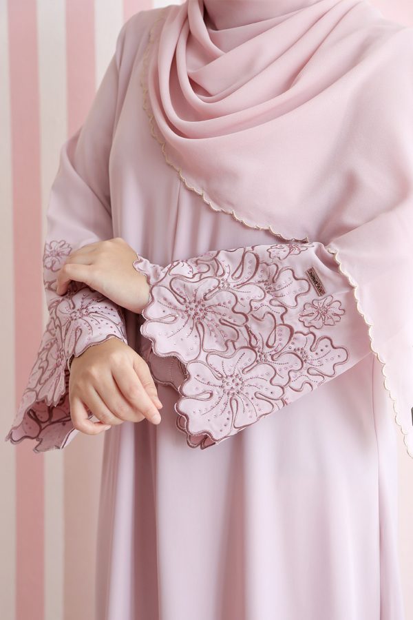 AMANDA PINK 2 AMANDA PINK 2
