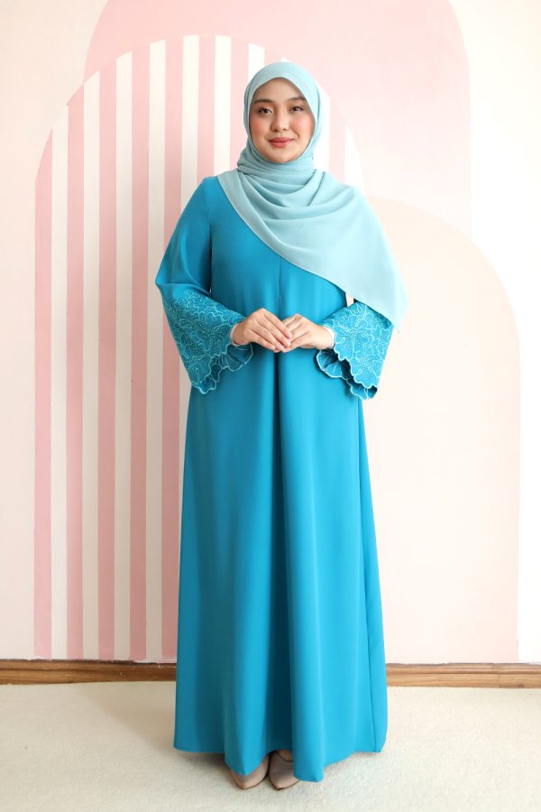 AMANDA TEAL BLUE