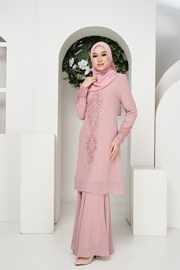 DUSTY PINK